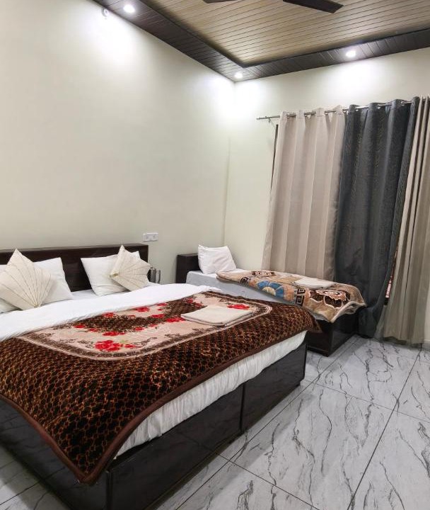 Photo of Bedroom in Chamoli