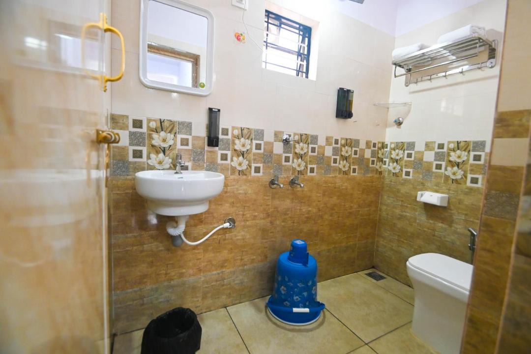 Photo of Bathroom in Murudeshwara