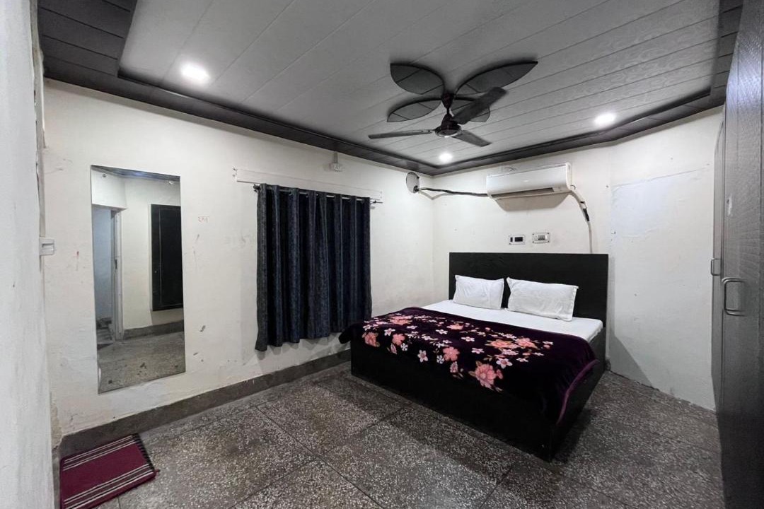 Photo of Bedroom in Mathura
