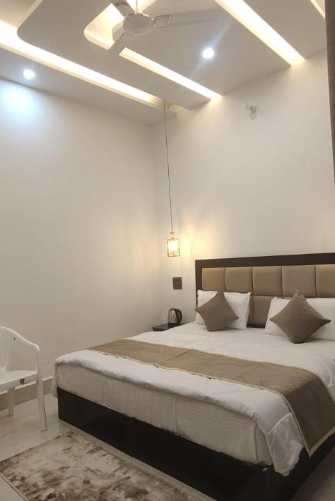 Photo of Bedroom in Barkot