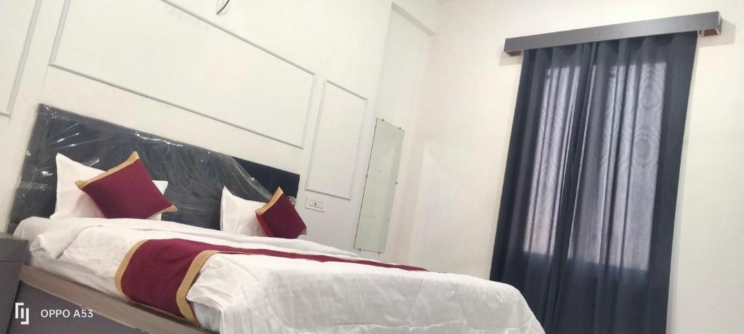 Photo of Bedroom in Mathura