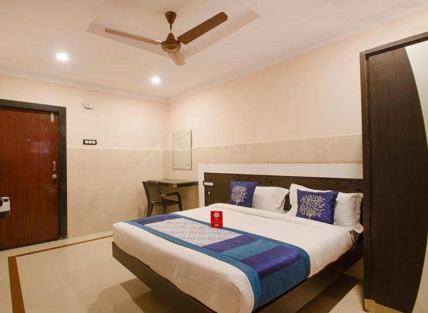 Photo of Bedroom in Kukatpally Housing Board Colony