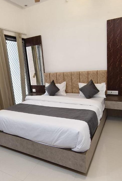 Photo of Bedroom in Khatu