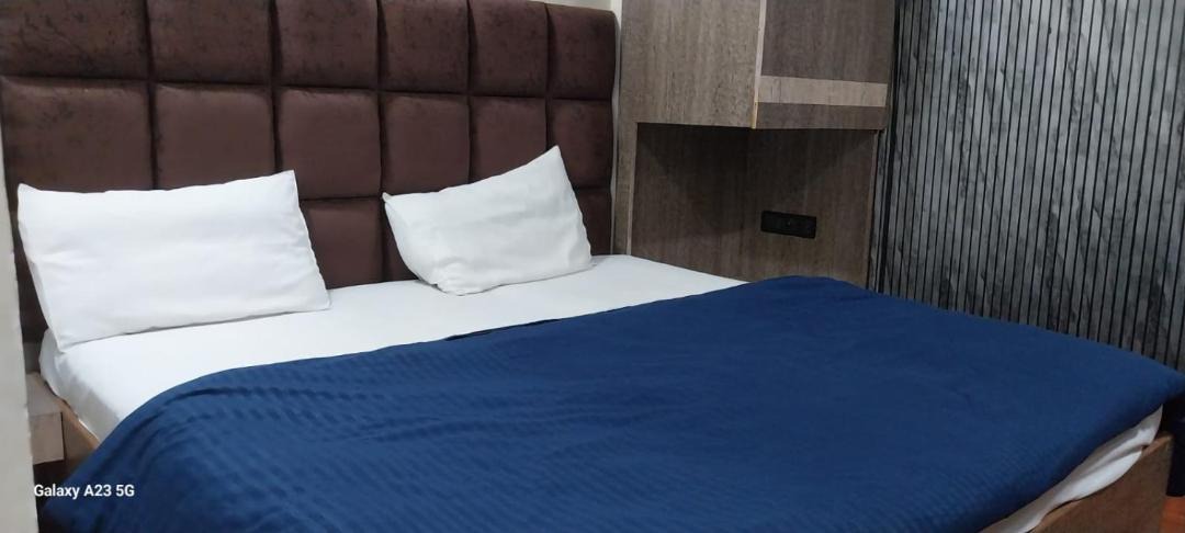 Photo of Bedroom in Mathura