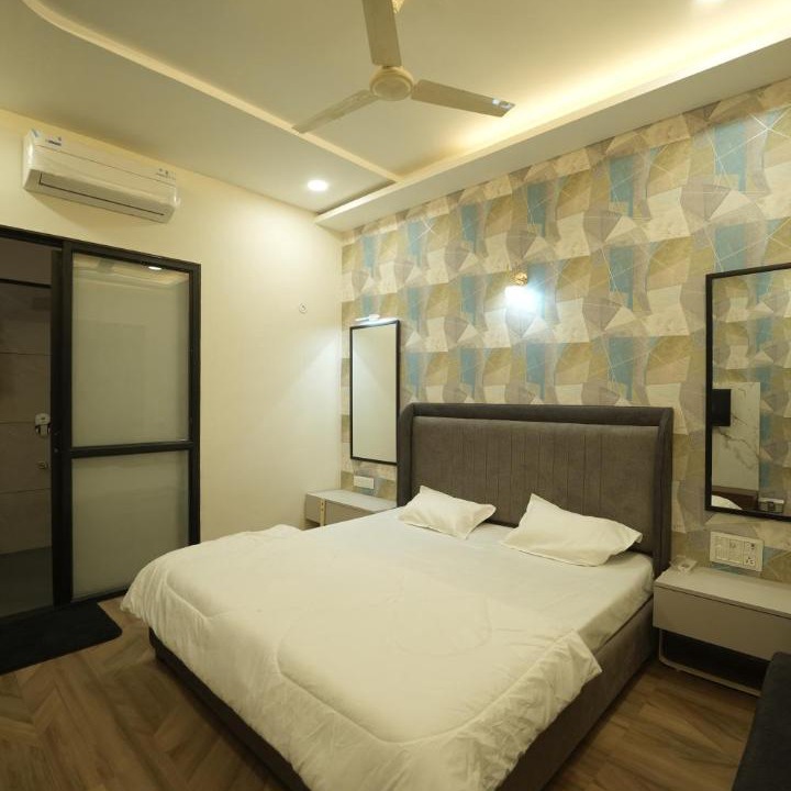 Photo of Bedroom in Mhow