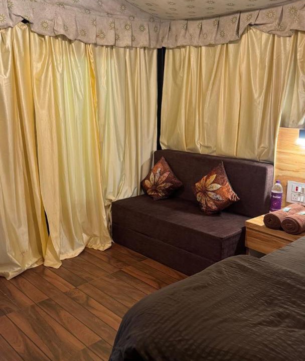 Photo of Bedroom in Mahabaleshwar