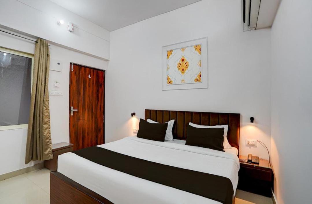 Photo of Bedroom in Allahabad