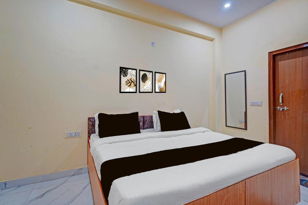 Photo of Bedroom in Sector 27