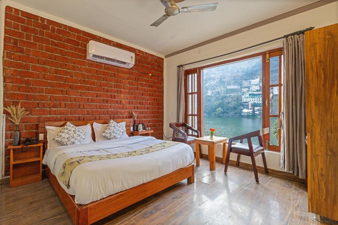 Photo of Others in Bhimtal