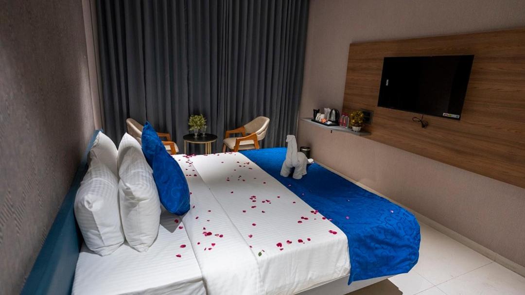 Photo of Bedroom in Rajkot