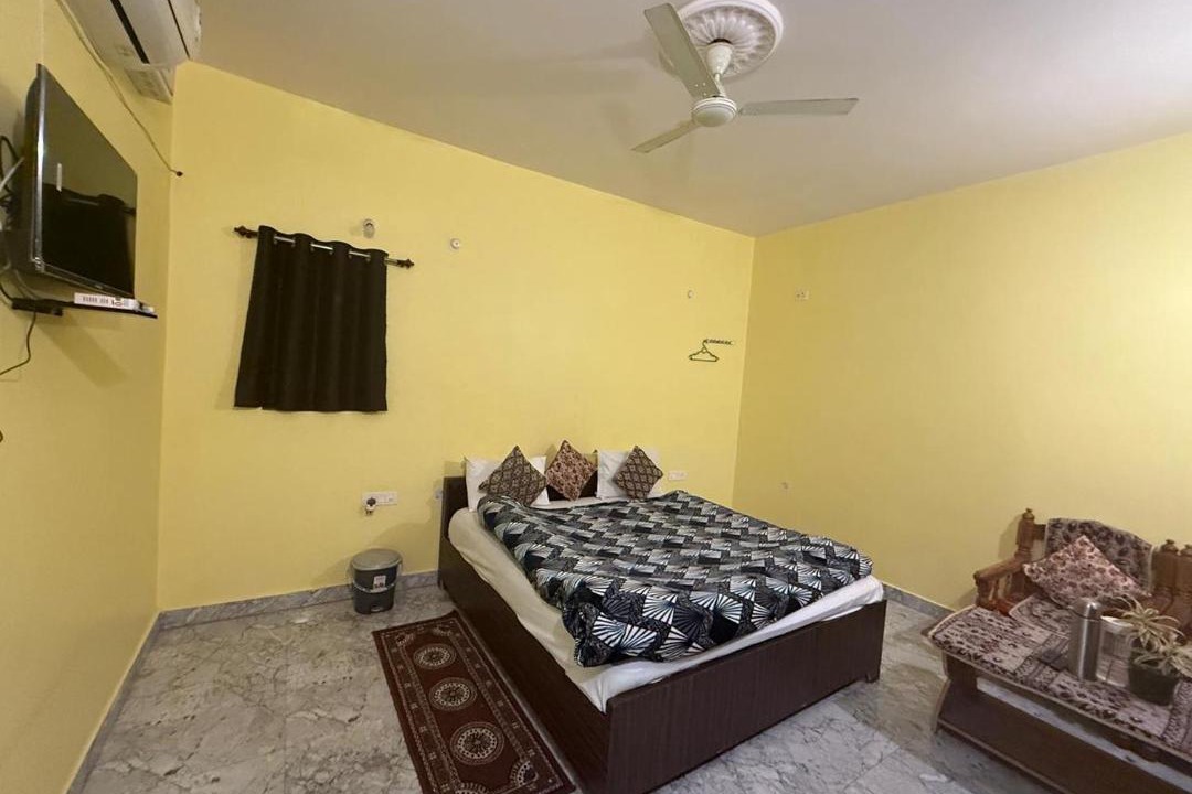 Photo of Bedroom in Panna