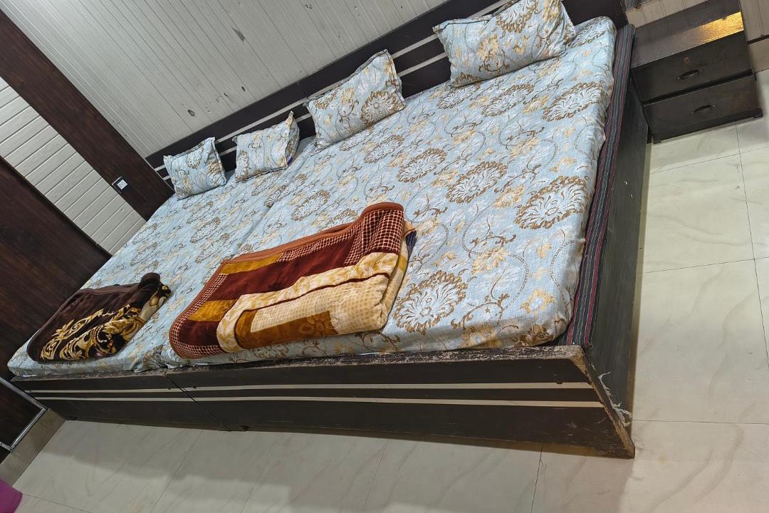 Photo of Bedroom in Mathura