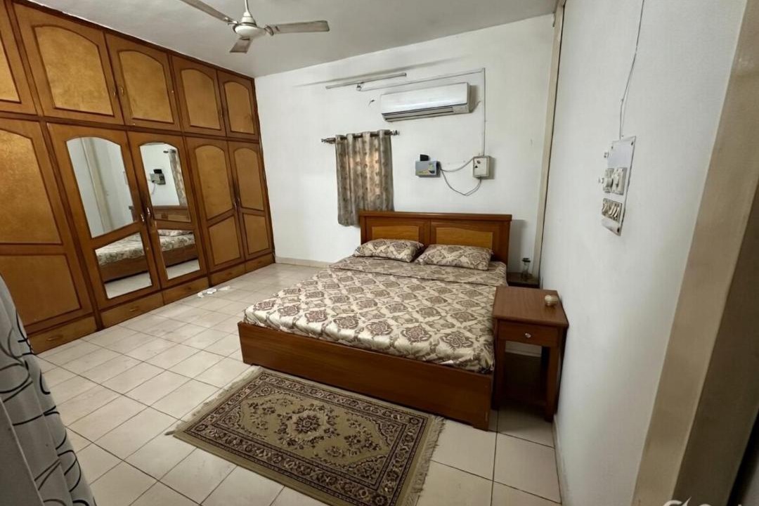 Photo of Bedroom in Hazratganj
