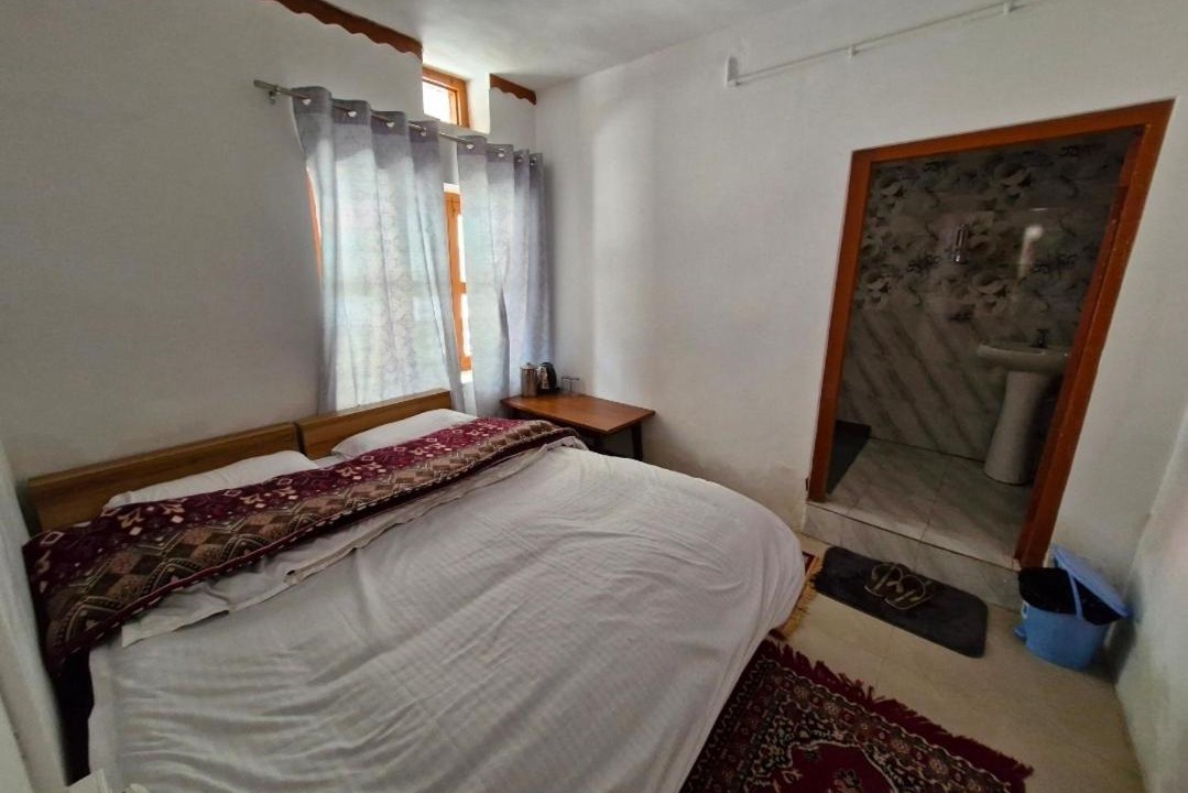 Photo of Bedroom in Gangotri