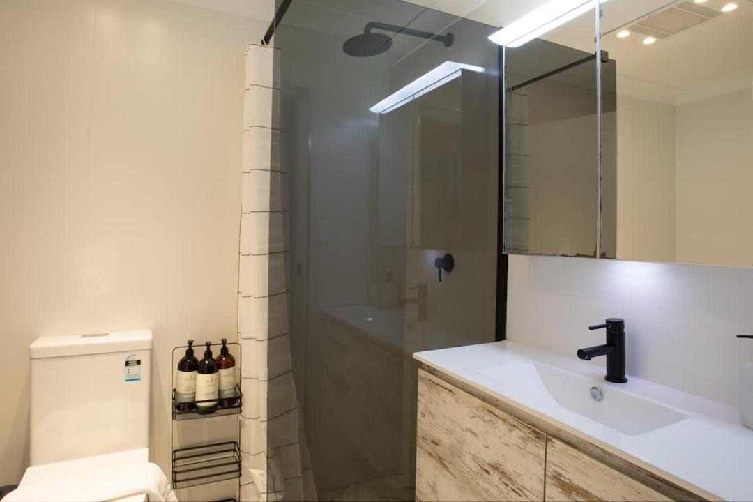 Photo of Bathroom in Zetland