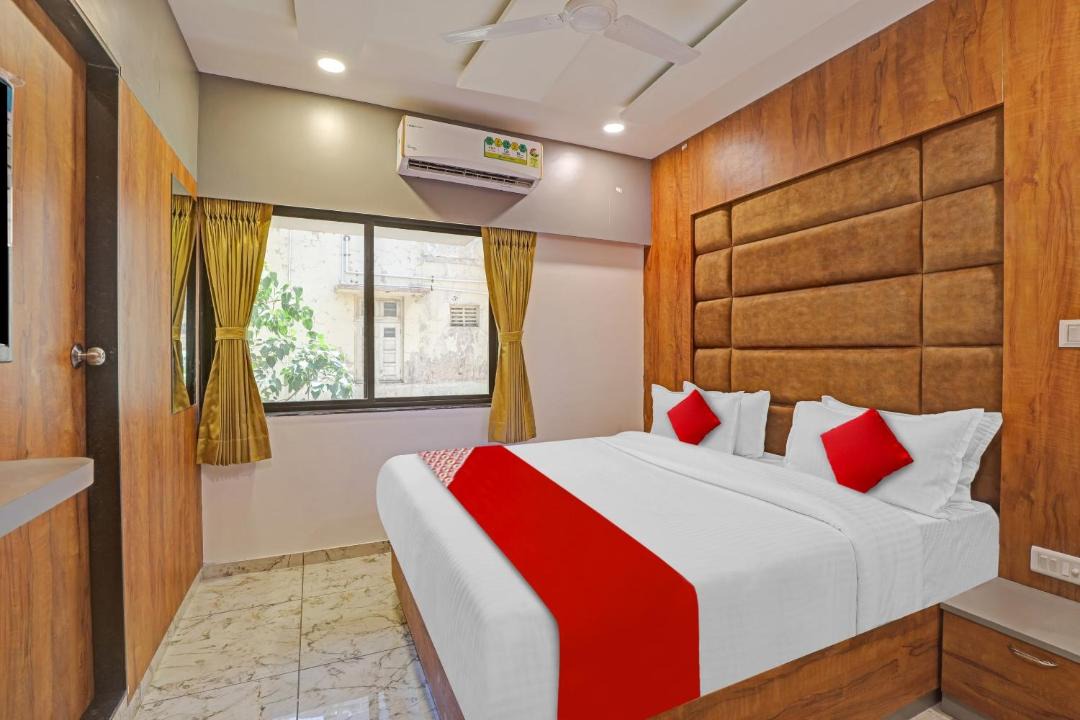 Photo of Bedroom in Navrangpura