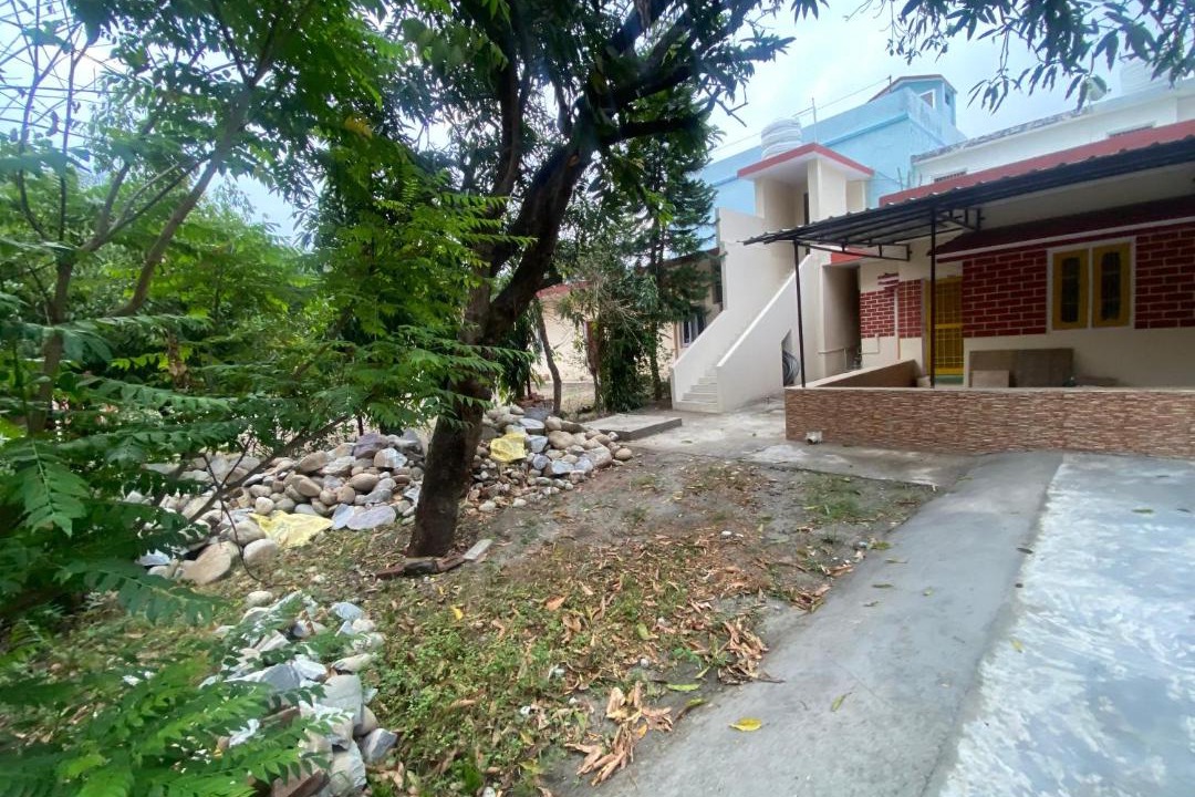 Photo of Others in Garjia