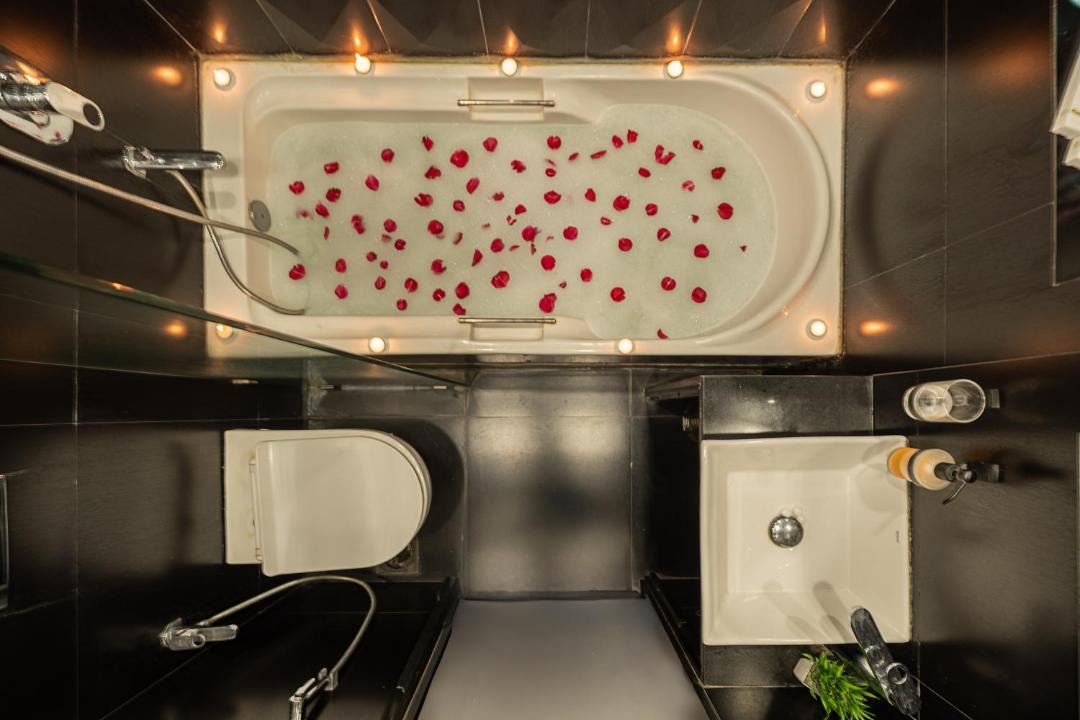 Photo of Bathroom in Mulund West