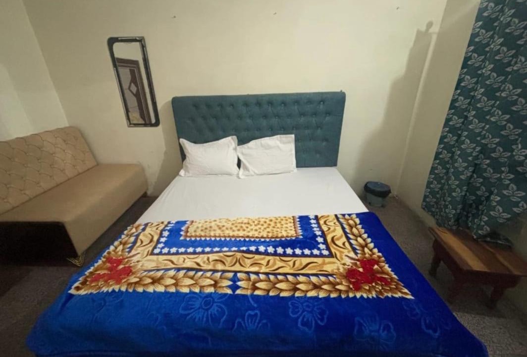 Photo of Bedroom in Naini
