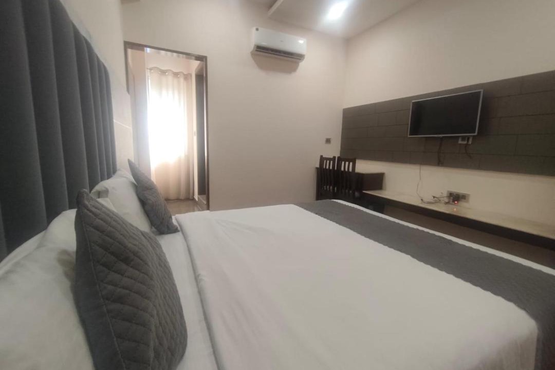 Photo of Bedroom in Taj Ganj