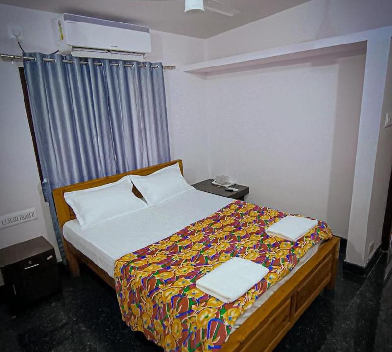 Photo of Bedroom in Murudeshwara