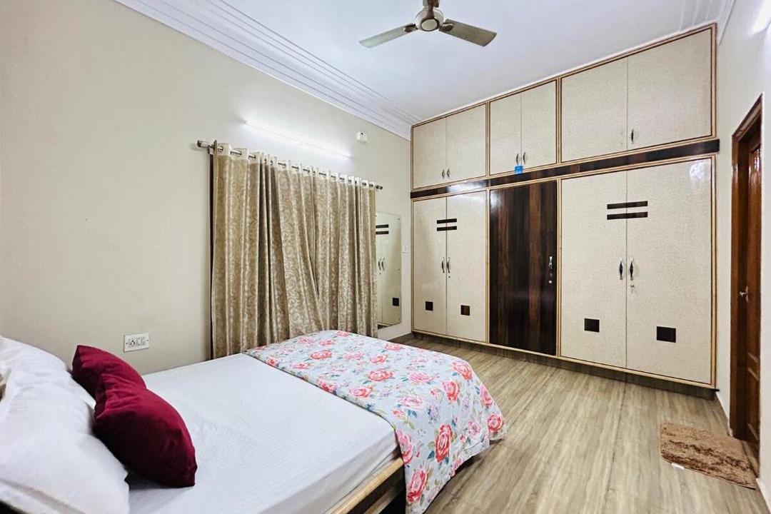 Photo of Bedroom in Ulsoor