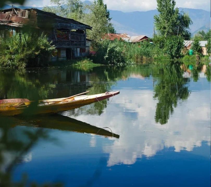 Photo of Others in Dal Lake