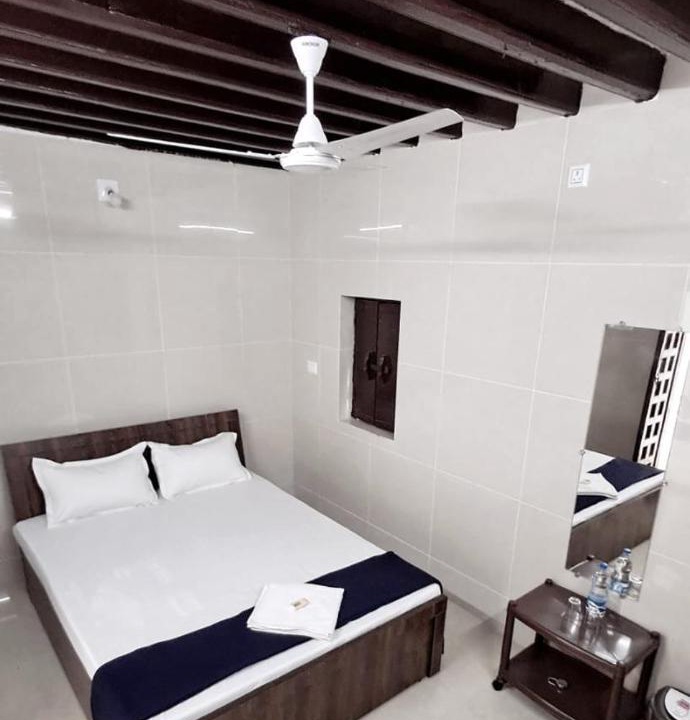 Photo of Bedroom in Porbandar