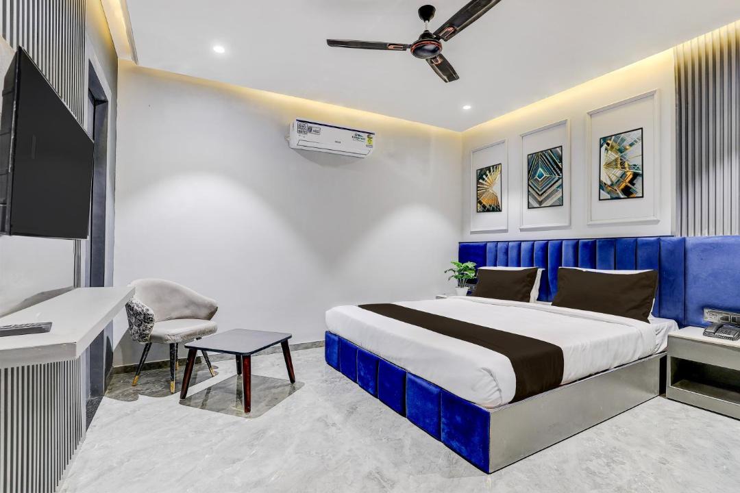 Photo of Bedroom in Mayapur