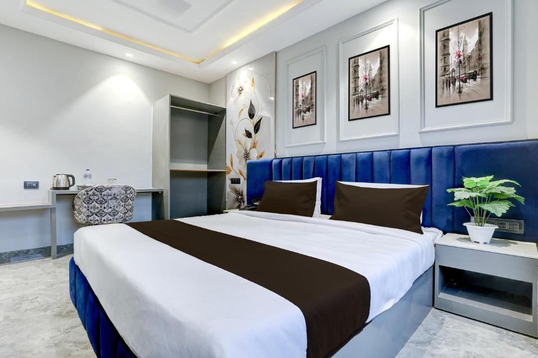 Photo of Bedroom in Mayapur
