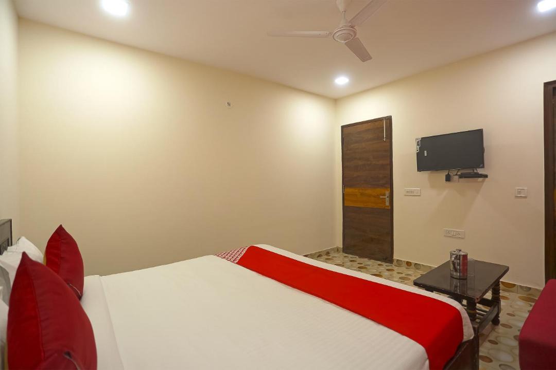 Photo of Bedroom in Janakpuri
