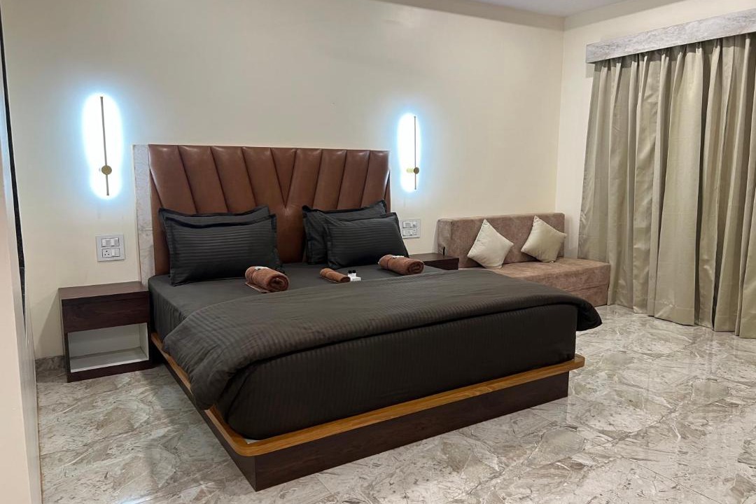 Photo of Bedroom in Mahabaleshwar