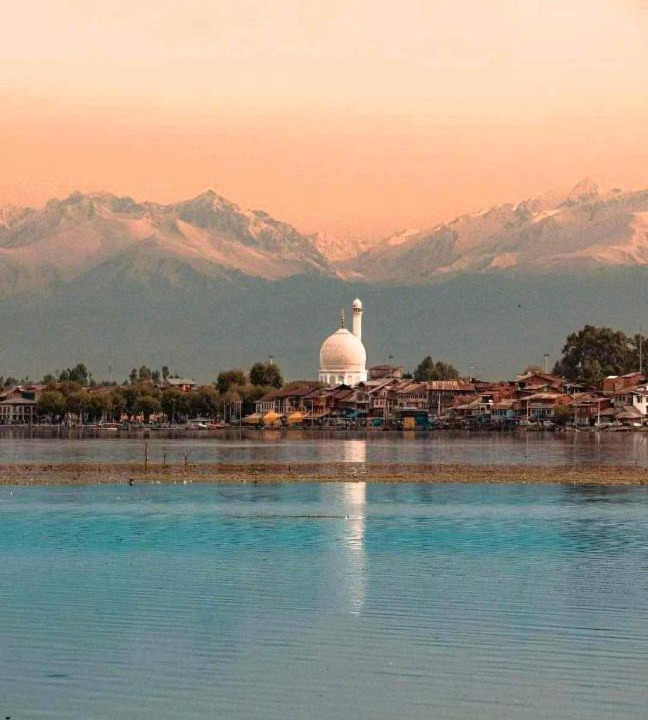 Photo of Others in Dal Lake
