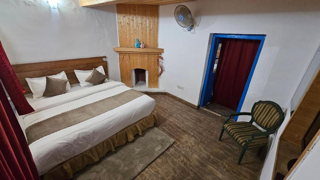 Photo of Bedroom in Khattalwada
