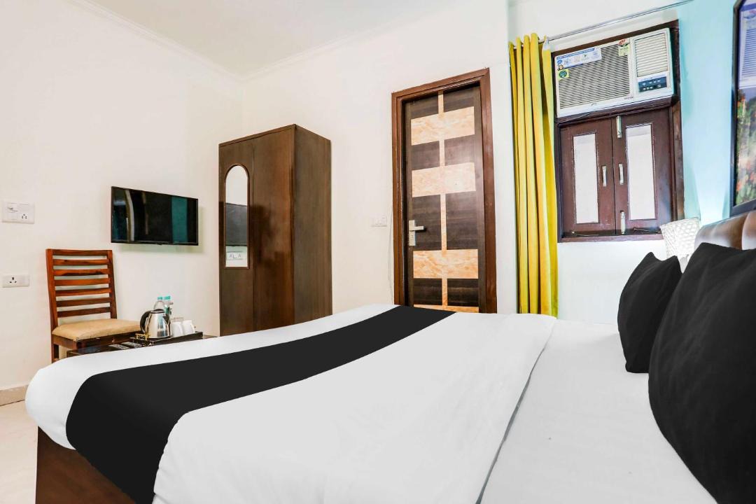 Photo of Bedroom in Sainik Farm