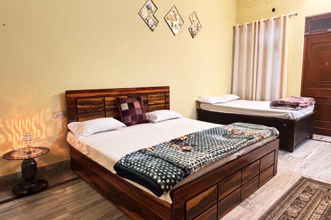 Photo of Bedroom in Allahabad