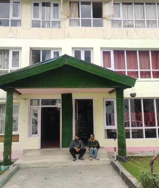 Photo of Others in Laripora