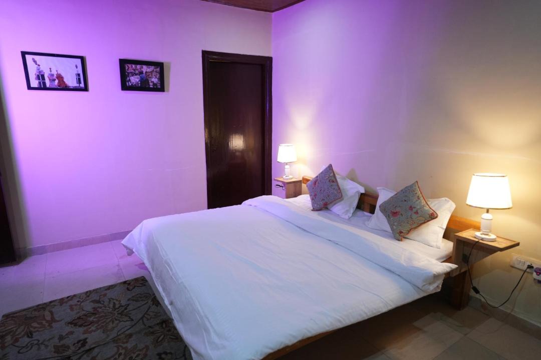 Photo of Bedroom in Mukteshwar