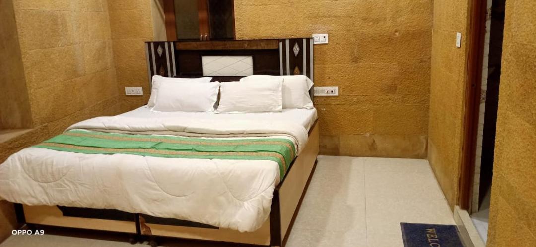 Photo of Bedroom in Amar Sagar Pol