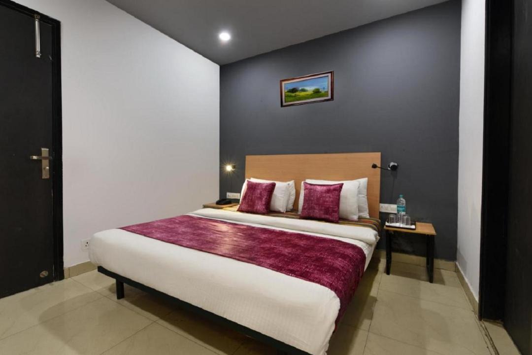 Photo of Bedroom in Chhatarpur