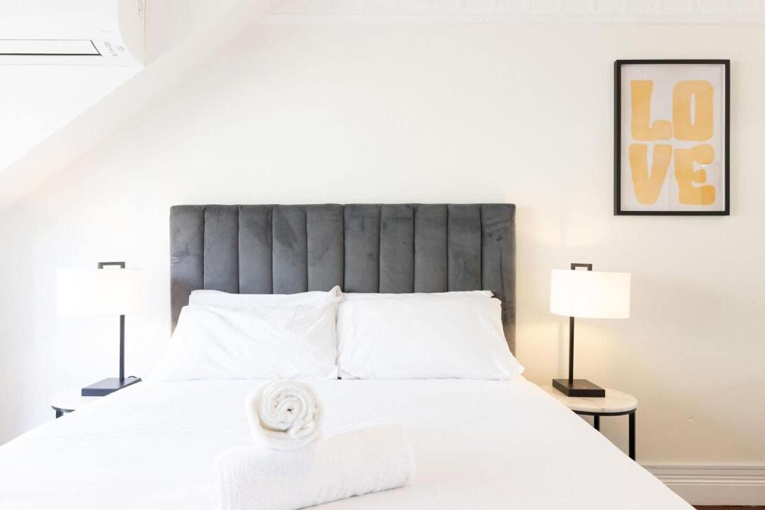 Photo of Bedroom in Woolloomooloo