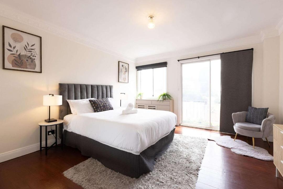 Photo of Bedroom in Woolloomooloo