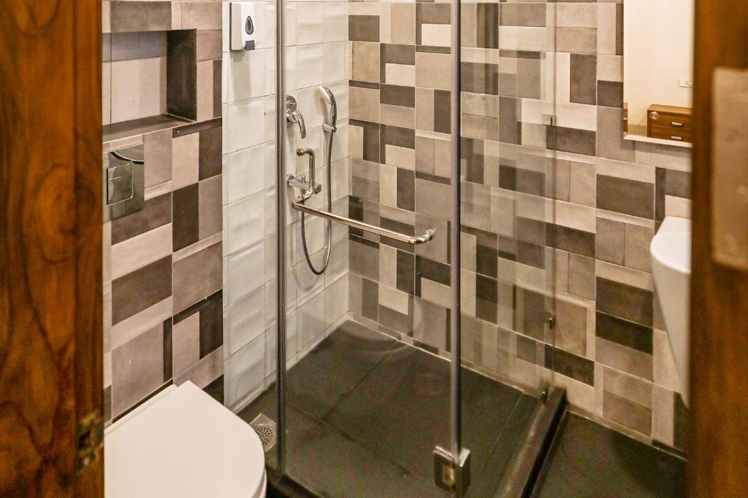 Photo of Bathroom in Malviya Nagar