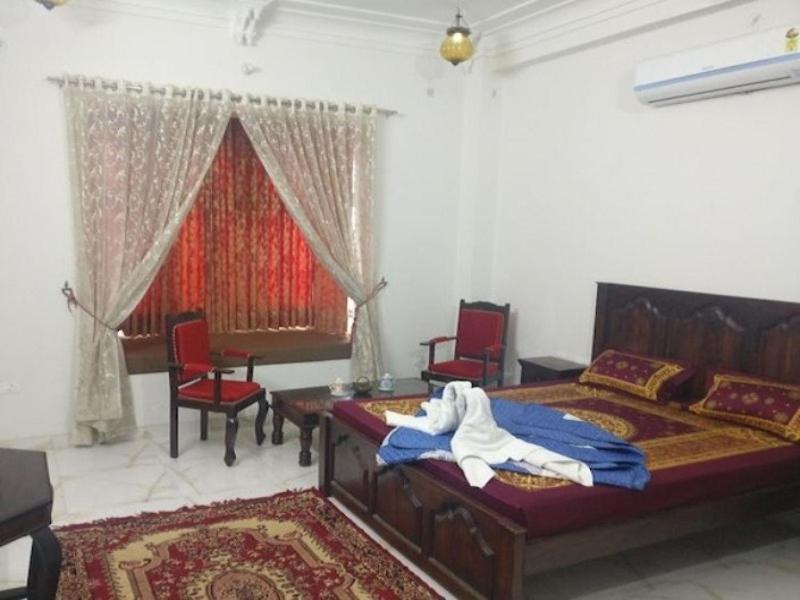 Photo of Others in Baswa