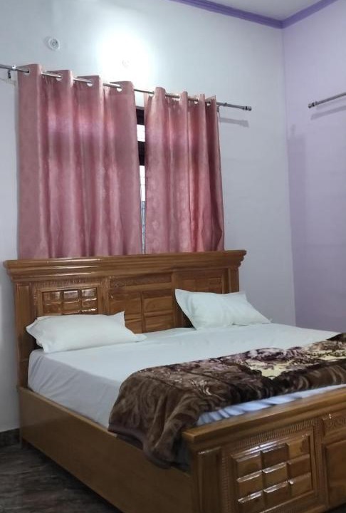 Photo of Bedroom in Almora