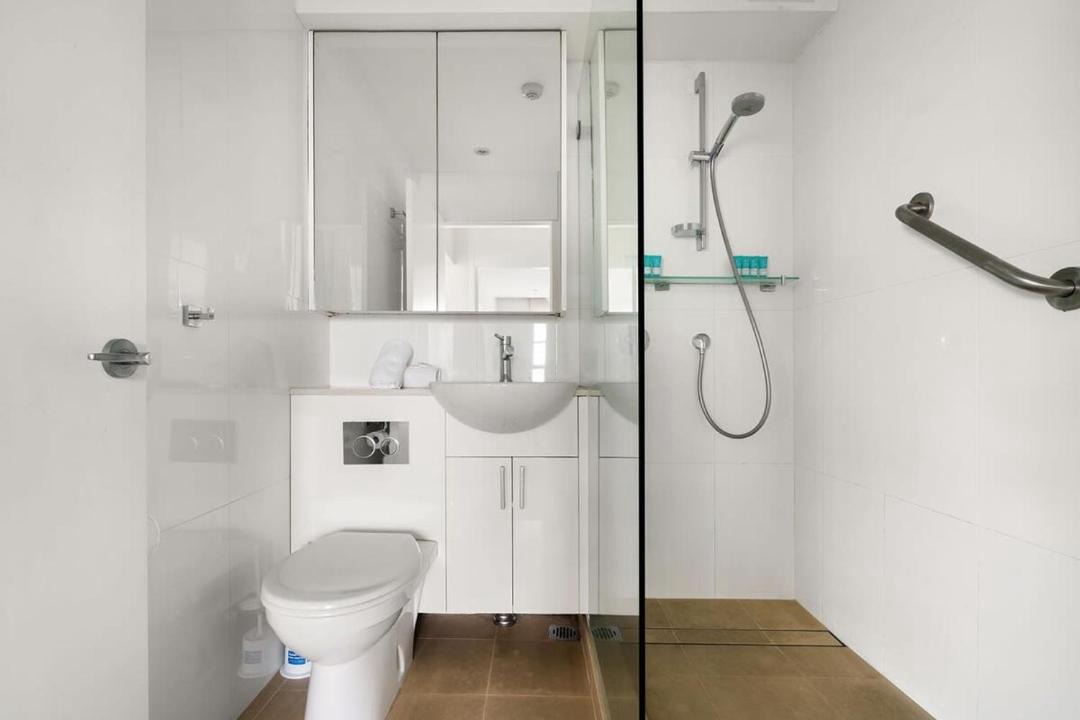 Photo of Bathroom in McMahons Point