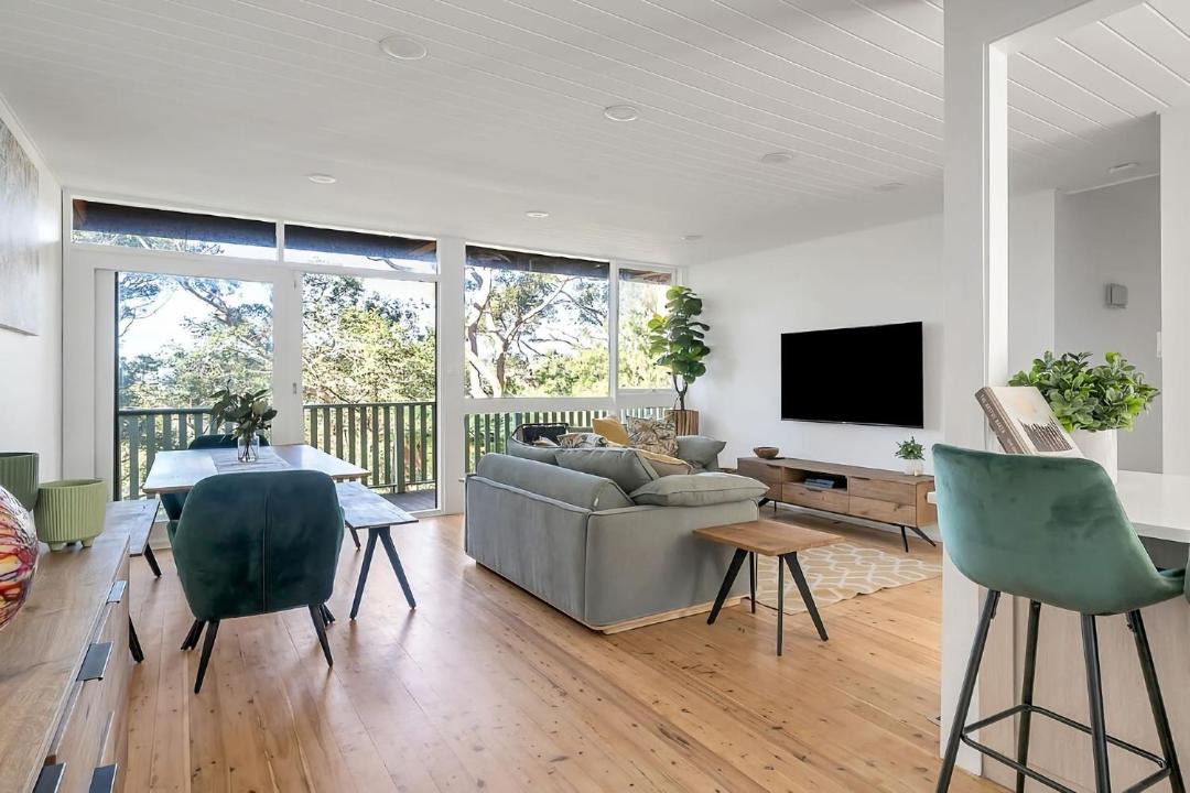 Photo of Livingroom in Beacon Hill