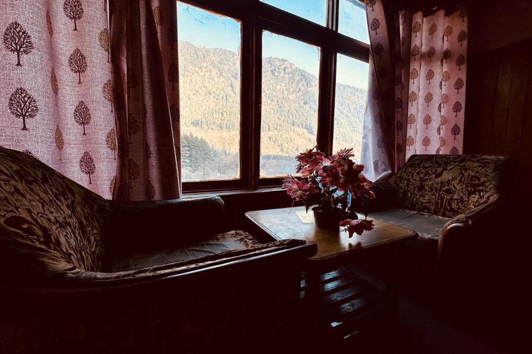 Photo of Others in Old Manali