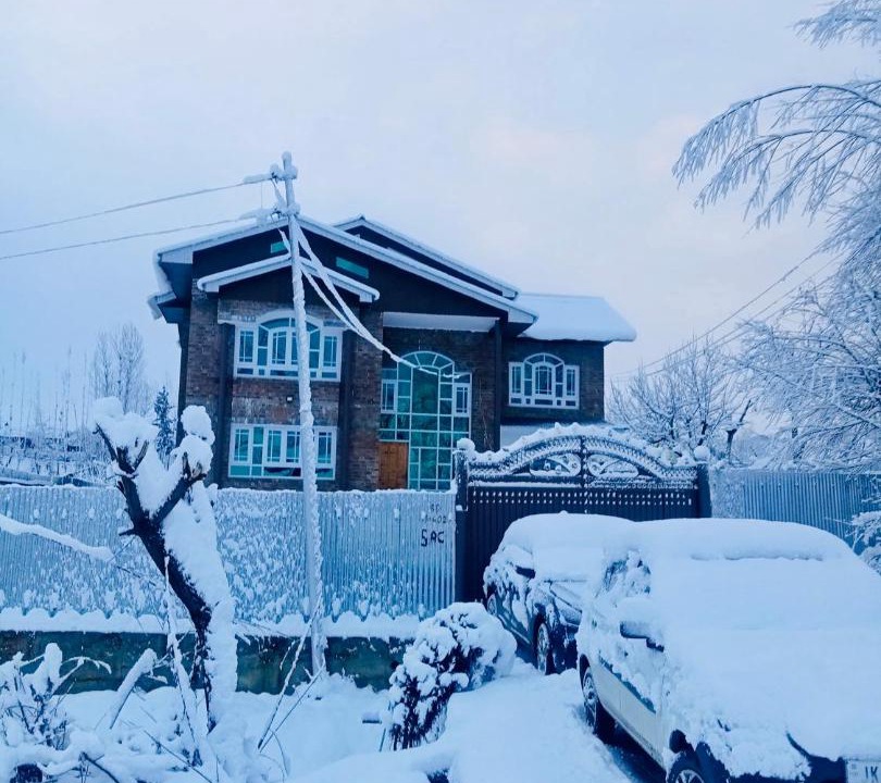 Photo of Others in Srinagar