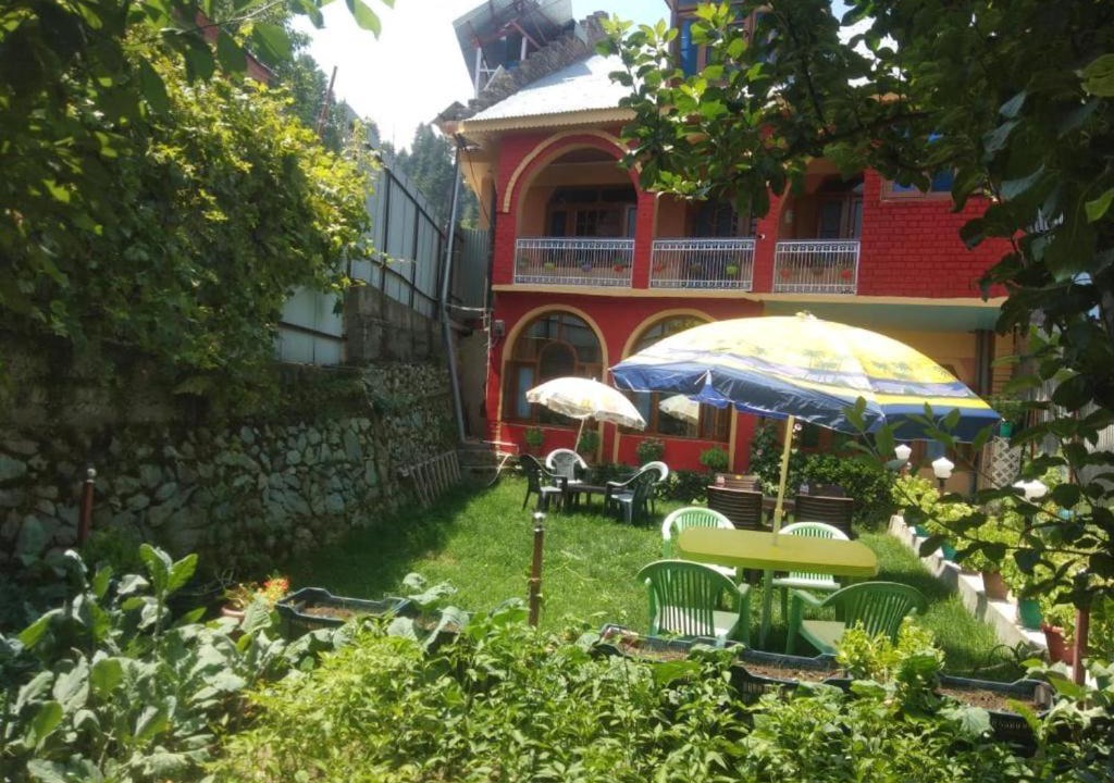 Photo of Others in Srinagar